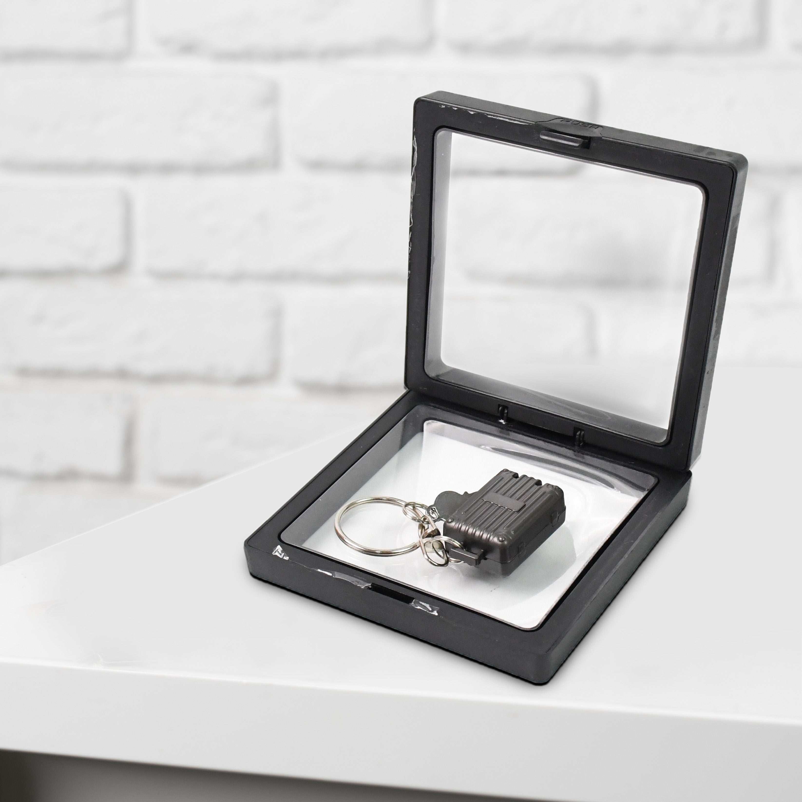 SuitcaseSnip Keychain SuitcaseSnip Keychain